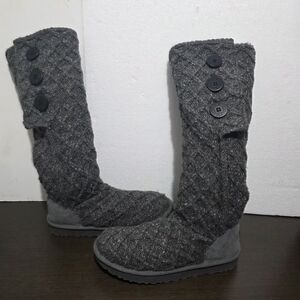 UGG Australia Women's Charcoal Grey Cable Knit Button Cardy Tall Boots Size 9